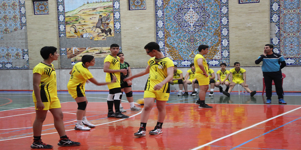 مسابقات والیبال ناحیه یک شیراز در ورزشگاه مجتمع آموزشی فرهنگی احسان